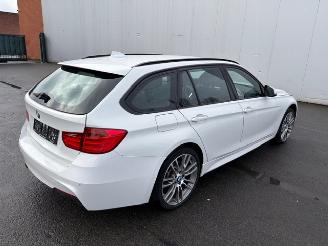 Unfallwagen BMW 3-serie 4X4 AUTOMAAT M-LINE 2015/3