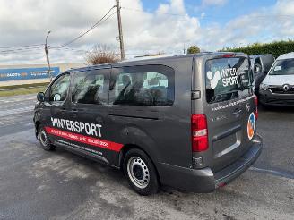 damaged passenger cars Opel Vivaro minibus 9 SEATS MAXI 2022/2