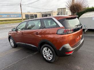 Vaurioauto  passenger cars Peugeot 3008 AUTOMAAT 7 SEATS 2021/6