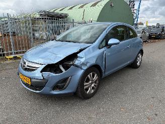 krockskadad bil auto Opel Corsa 1.2-16V Design Edition Automaat Nap 2013/12