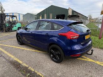 Ford Focus 1.0 Titanium picture 3