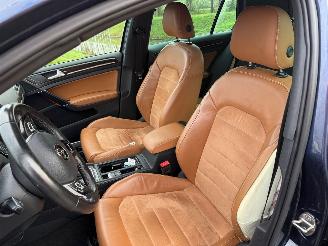 Volkswagen Golf 1.4 TSI ACT Business Edition R Connected picture 11