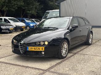 skadebil auto Alfa Romeo 159 1.7 T Centenario 200PK! sportwagen 2010/1