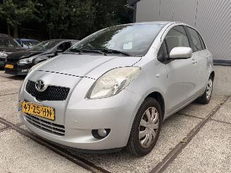Auto incidentate Toyota Yaris 1.3 semi-automaat, rijdbare schade 2008/6