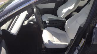 Tesla Model 3 Long Range AWD 75kW 88000 km weinig schade picture 10