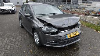 Auto incidentate Volkswagen Polo 1.0 Highline mooie auto 164dkm !! 2015/1
