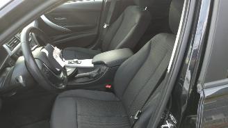 BMW 3-serie 320i executive automaat supermooie auto! picture 11