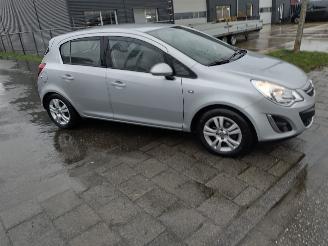 Opel Corsa 1.3 cdti ann. edition gebruikersschade picture 11