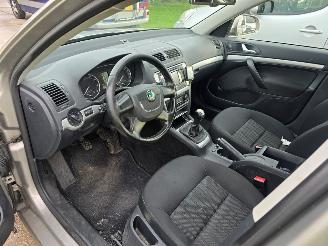 Skoda Octavia  picture 7
