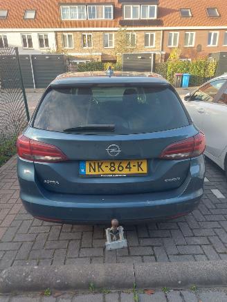 Opel Astra SPORTS TOURER+ picture 4