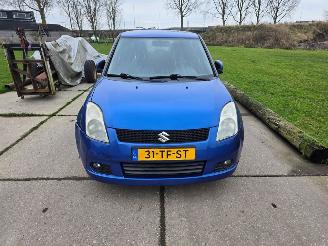 skadebil auto Suzuki Swift 2006/8