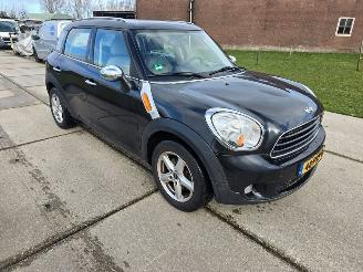 Mini One COUNTRYMAN picture 2