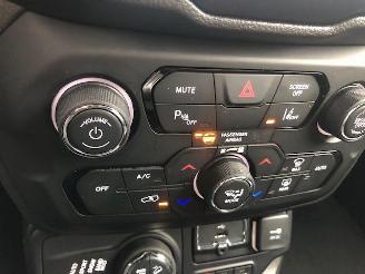 Jeep Renegade 4xe 240 Plug-in Hybrid Electric S picture 18