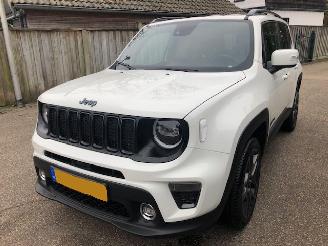 Jeep Renegade 4xe 240 Plug-in Hybrid Electric S picture 9