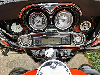 Harley-Davidson  110 FLHTCUSE 2 CVO 5HD Screamin Eagle picture 21