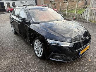 Skoda Octavia Combi 1.0 e-TSI Business Edition Plus AUTOMAAT 110PK picture 6