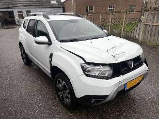 damaged passenger cars Dacia Duster 1.0 tce PRESTIGE 12-2021 2021/12