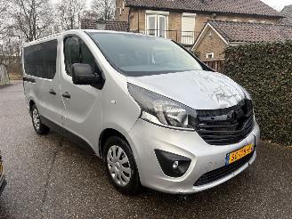 uszkodzony samochody osobowe Opel Vivaro 1.6 CDTI BI-TURBO 125 PK 2018 9 PERSOONS 2018/4