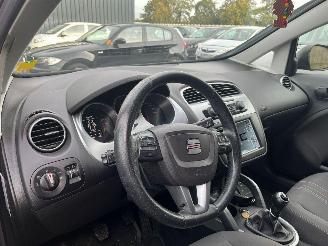 Seat Altea xl 1.2 TSI MPV  Benzine 1.197cc 77kW (105pk) FWD 2010-04/2015-07 (5P5) CBZB picture 12