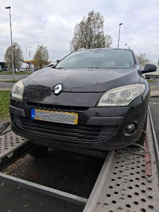 uszkodzony samochody osobowe Renault Mégane 1.4 16V TCe 130 Combi/o 4Dr Benzine 1.397cc 96kW (131pk) 2009/9