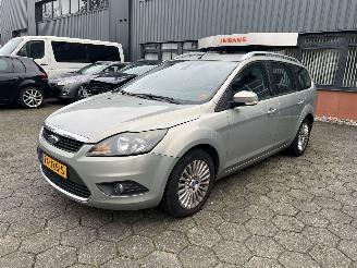 Coche accidentado Ford Focus Wagon 1.8 Limited 2009/9