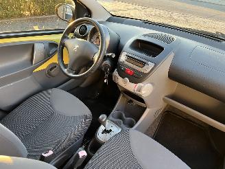 Peugeot 107 1.0 12V XS Automaat picture 21