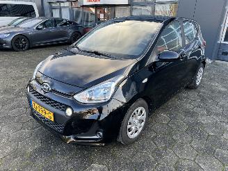 Schadeauto Hyundai I-10 1.0i Comfort 2019/10