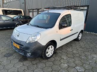 krockskadad bil auto Renault Kangoo Express Z.E. EX ACCU 2013/2