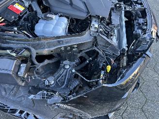 Porsche Cayenne 3.0 E-Hybrid Platinum Edition picture 35