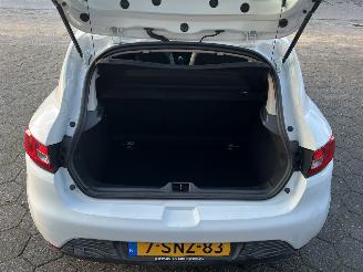 Renault Clio 0.9 TCe Authentique picture 24