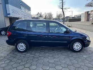 Chrysler Voyager 3.3i V6 SE Luxe picture 4