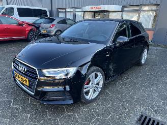 uszkodzony samochody osobowe Audi A3 Sportback 35 TFSI CoD Advance 2019/5