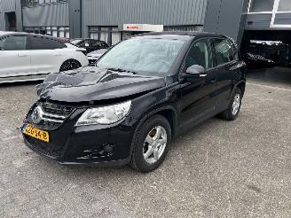 Damaged car Volkswagen Tiguan 2.0 TDI Sport&Style 4Motion 2010/1