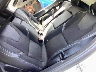 Volvo V-40 V40 (MV), Hatchback 5-drs, 2012 / 2019 2.0 D2 16V picture 22