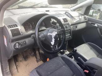 Volkswagen Touran Touran (1T3), MPV, 2010 / 2015 1.6 TDI 16V picture 15