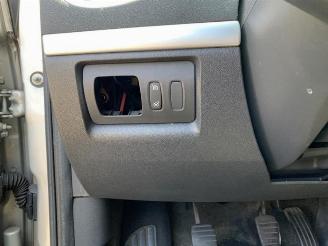 Renault Clio Clio III (BR/CR), Hatchback, 2005 / 2014 1.4 16V picture 15