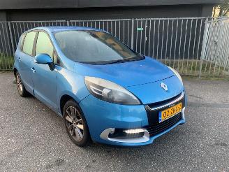 Renault Scenic 1.2 16V TCe 115 Energy MPV  Benzine 1.197cc 85kW (116pk) FWD 2012-04/2016-09 (JZ110; JZD1J) H5F400; H5FA4 picture 2