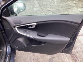 Volvo V-40 V40 (MV), Hatchback 5-drs, 2012 / 2019 2.0 T2 16V picture 27