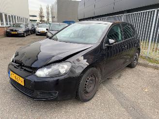 skadebil auto Volkswagen Golf 1.4 16V Hatchback  Benzine 1.390cc 59kW (80pk) FWD 2008-10/2012-11  CGGA 2010/3