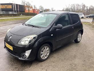 skadebil auto Renault Twingo 1.2 Hatchback 2Dr Benzine 1.149cc 43kW (58pk) FWD 2007-03/2014-09 (CN0D) D7F800; EURO4 2008/8