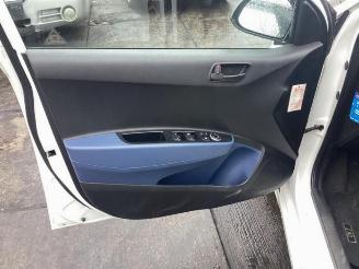 Hyundai I-10 i10 (B5), Hatchback, 2013 / 2019 1.0 12V picture 23