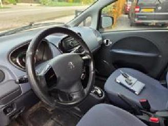 Peugeot iOn  picture 5
