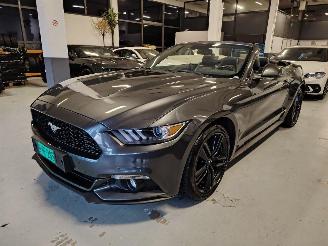 damaged passenger cars Ford Mustang  2016/1