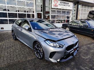 skadebil auto BMW 1-serie 2025 M-Performance Leder Camera 2025/3