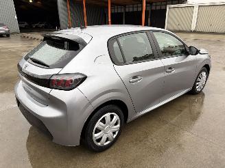 Peugeot 208 BLUEHDI picture 5