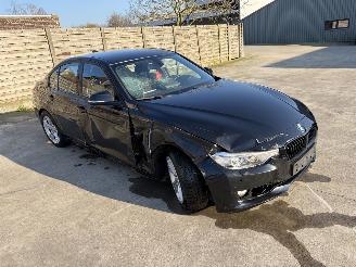 BMW 3-serie 2.0D - 16V TURBO picture 2