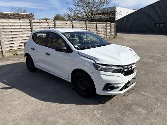 skadebil auto Dacia Sandero 3 1.0i 2024/7