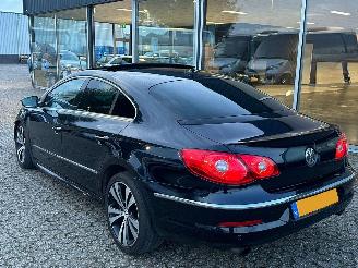 Volkswagen Passat 3.6 V6 FSI 4Motion 4p. picture 3