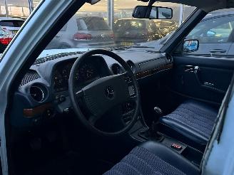 Mercedes 200-300D W123D Leer Panorama 1ste Eigenaar! picture 11