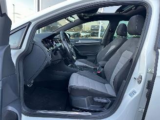 Volkswagen Golf Volkswagen Golf 7 1.4TSI 3x R-Line picture 9